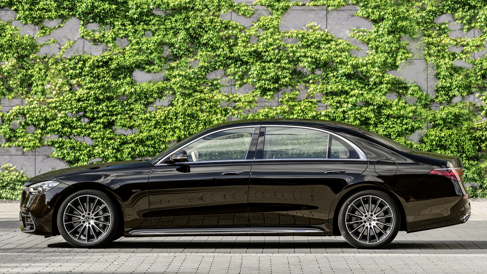 Mercedes Benz S560L