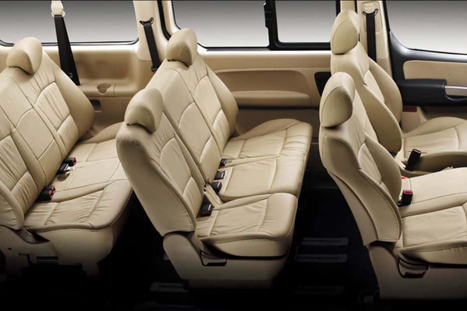 Hyundai H1 9 Passenger VAN Rent Dubai | Imperial Premium Rent a Car