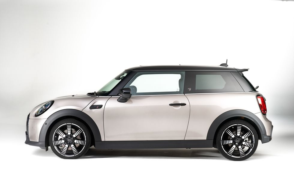 MINI 3 door Hatch Rent Dubai | Imperial Premium Rent a Car