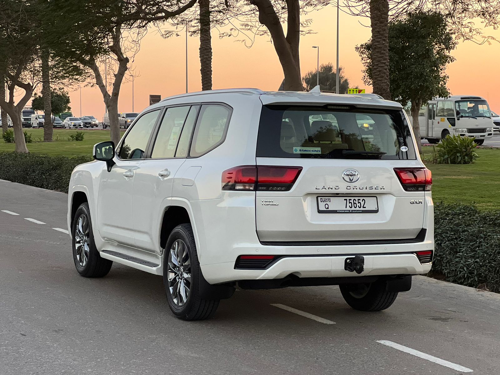 Toyota Land Cruiser rent in Dubai