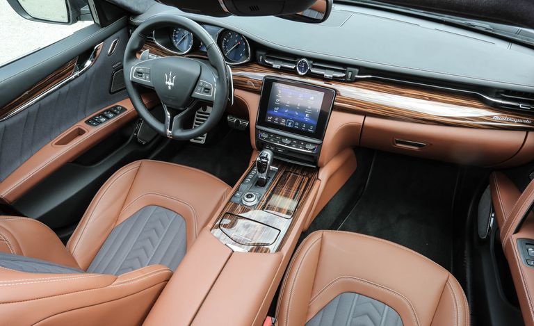 Maserati Quattroporte S Rent Dubai | Imperial Premium Rent a Car