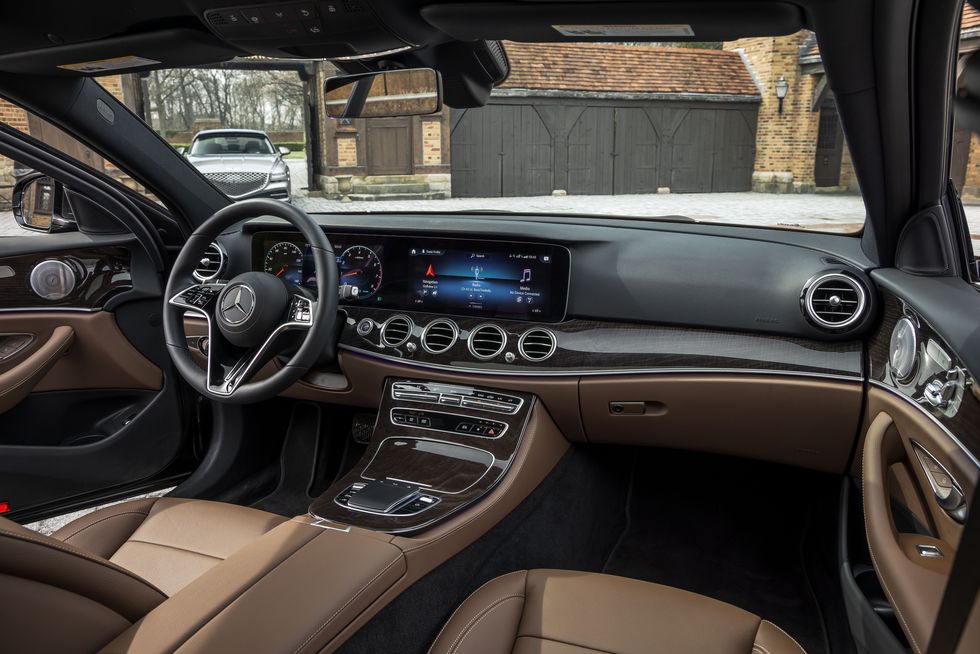 Mercedes Benz E300 Rent Dubai | Imperial Premium Rent a Car