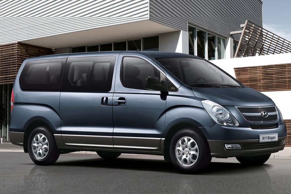 Hyundai H1 9 Passenger VAN Rent Dubai | Imperial Premium Rent a Car