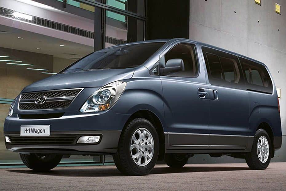 Hyundai H1 9 Passenger VAN Rent Dubai | Imperial Premium Rent a Car