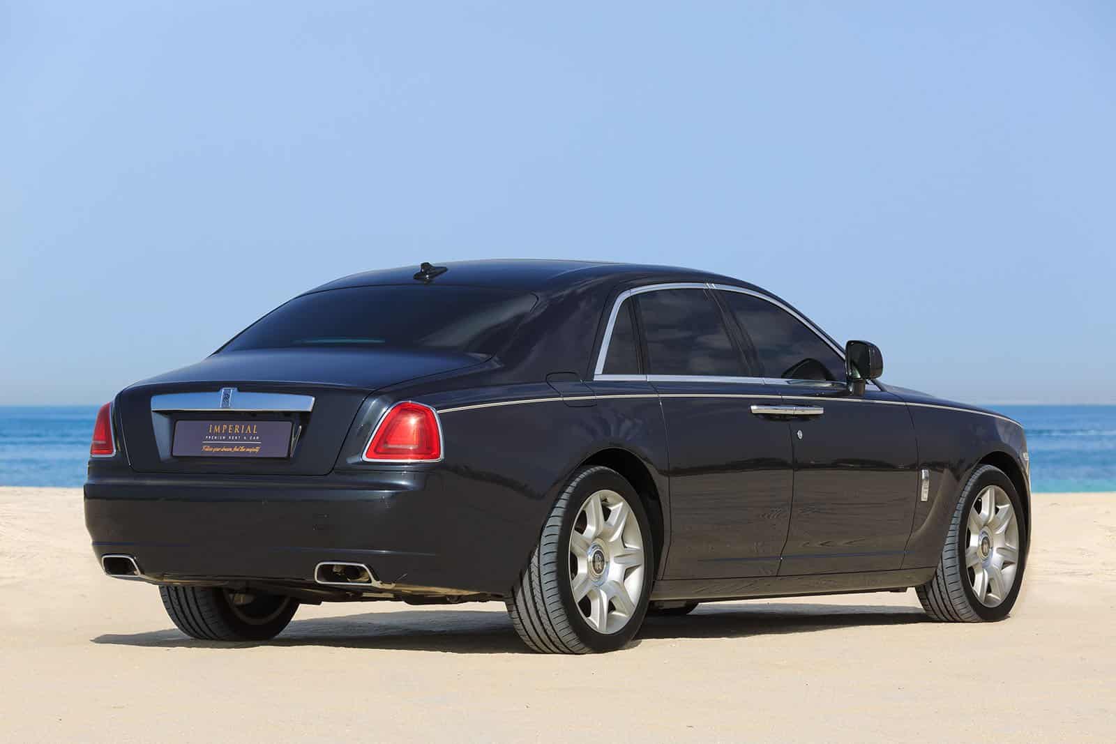 Rolls Royce Ghost Rental Car Dubai
