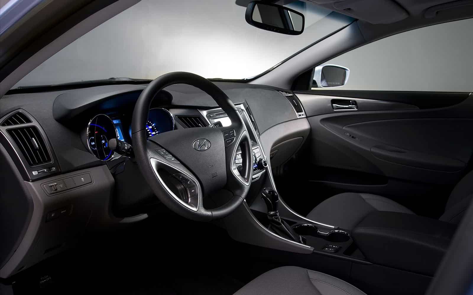 Hyundai Sonata Car Rental Dubai