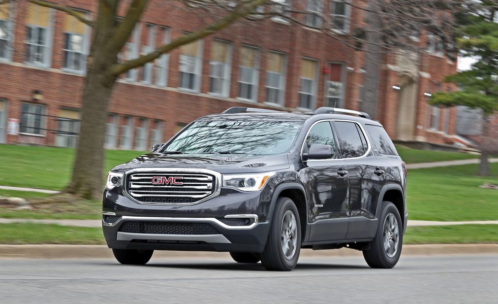 GMC Acadia SUV Rent Dubai