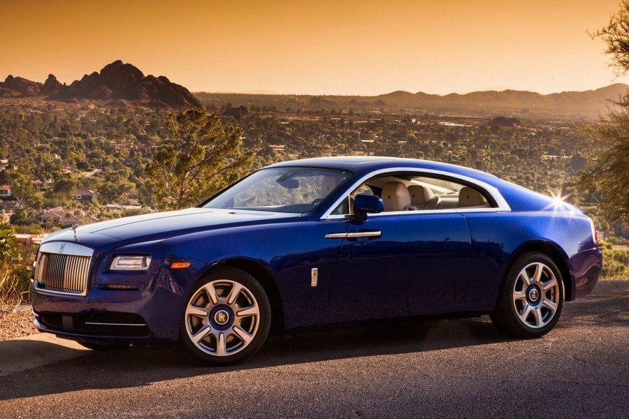 Rent Rolls Royce Wraith Car Dubai