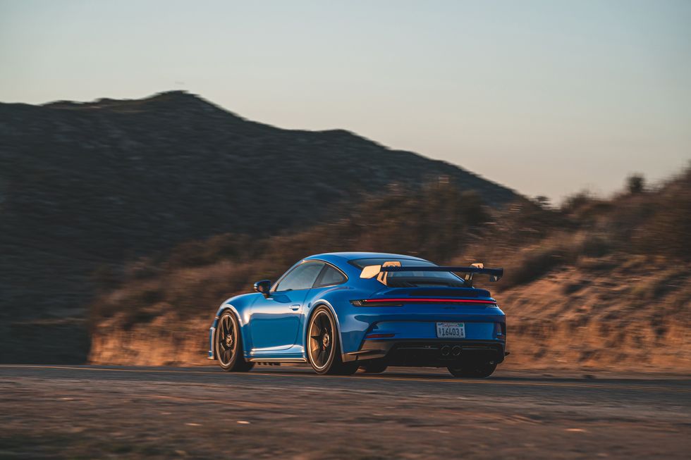 Porsche 911 GT3 Rent in Dubai