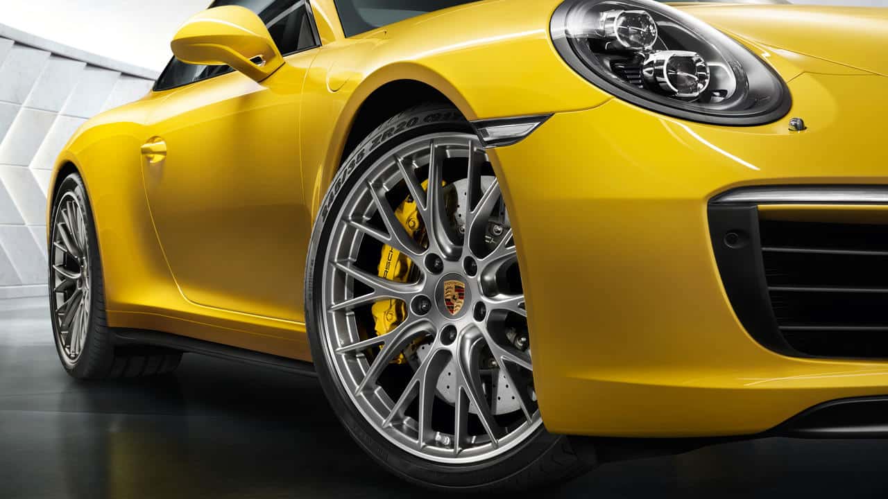 Porsche 911 dubai