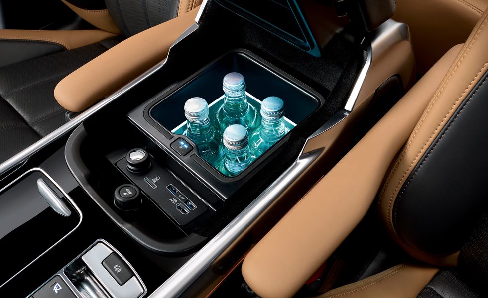 Range Rover Sport Supercharged Rent Dubai | Imperial Premium Rent a Car