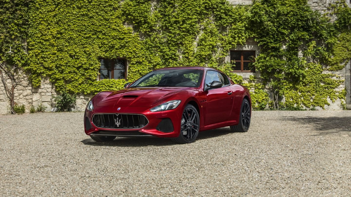 Maserati GranTurismo Car Rental Dubai