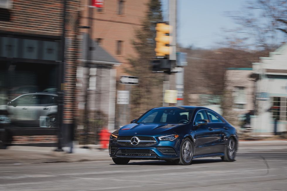 Mercedes Benz CLA250 Rent Dubai