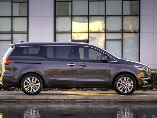 KIA Sedona Minivan Rent Dubai | Imperial Premium Rent a Car