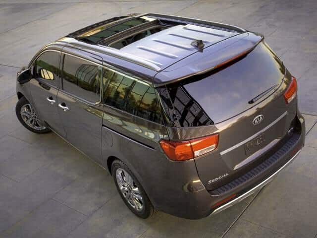 KIA Sedona Minivan Rent Dubai | Imperial Premium Rent a Car